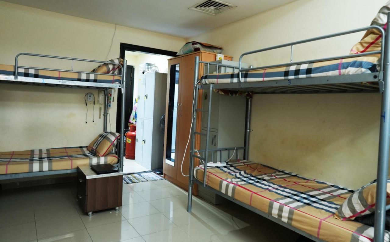 Hostel Decent 2 Boys Hostel Near Burjuman Metro Station *