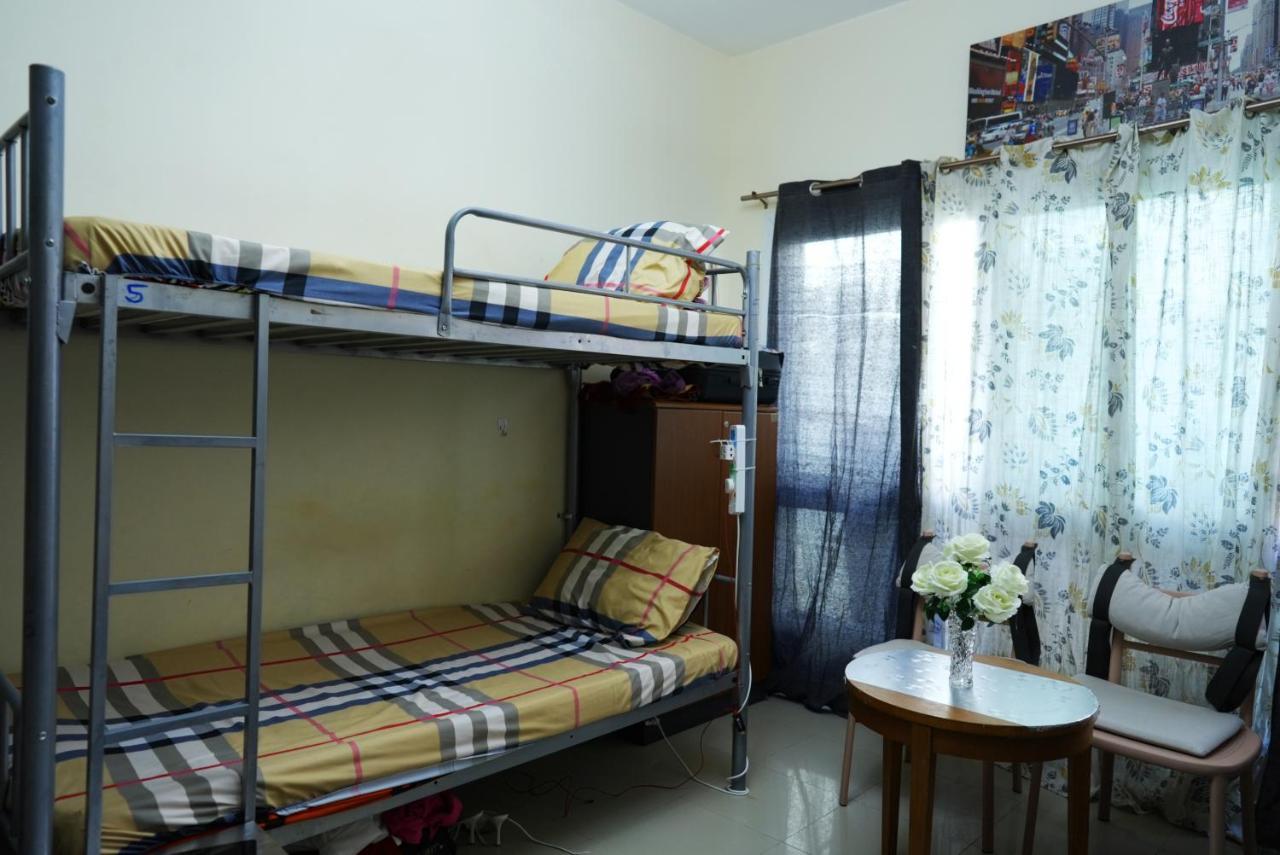 Decent 2 Boys Hostel Near Burjuman Metro Station * Dubai