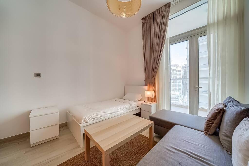 Apartment Studio One L Bright And Cozy 2br Dubai