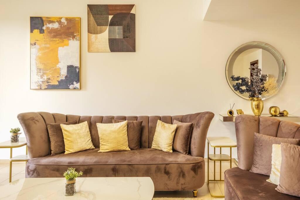 Guest house Leen Homes-jbr -spacious 4 Bedroom *