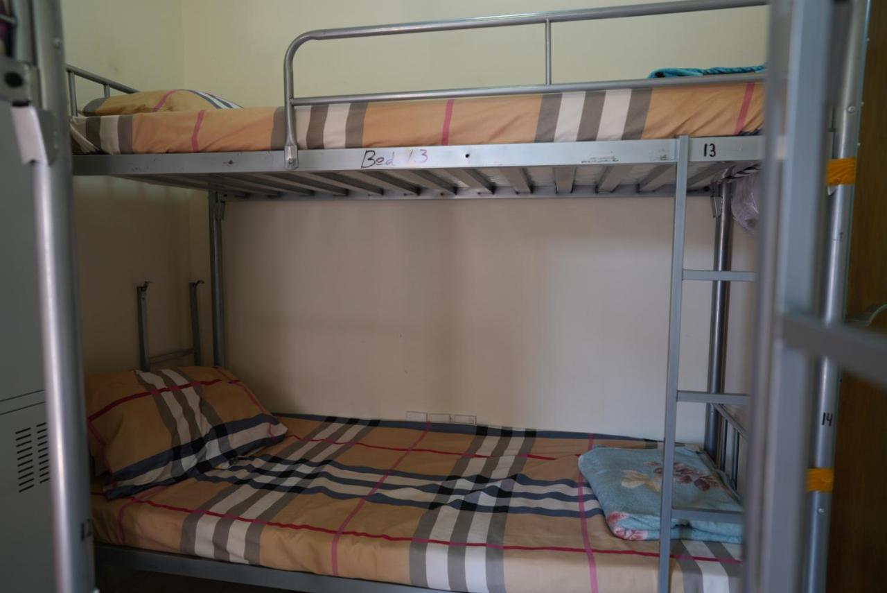 Decent 2 Boys Hostel Near Burjuman Metro Station *
