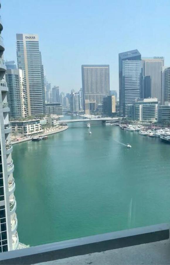 Apartment Key View - Marina Wharf 1 Dubai