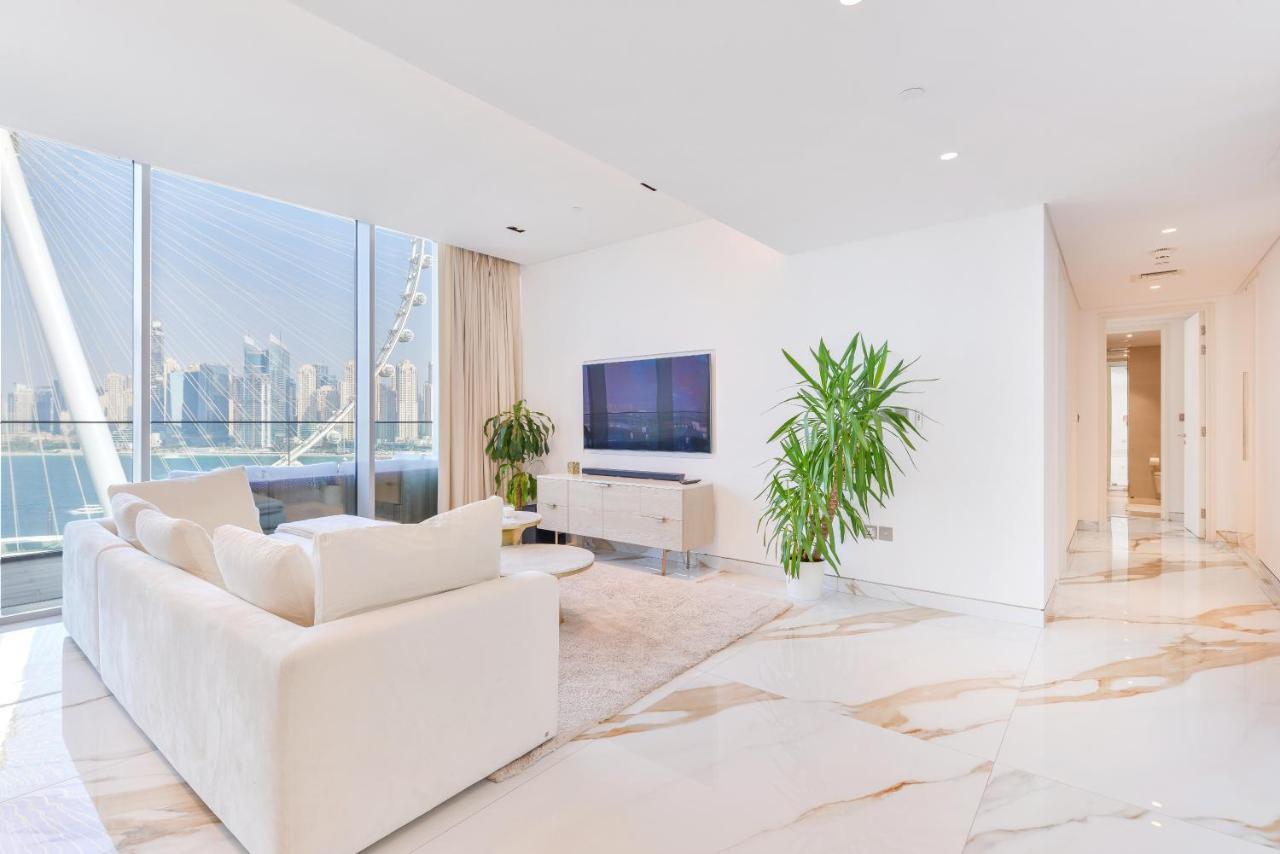 Apartment Lavish & Equipped Oceanfront 2 Bedroom Facing Ain Dubai