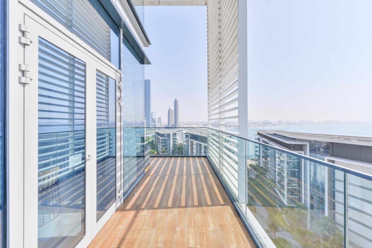 Luxe 3 Bedroom Oceanfront In The Heart Of Bluewaters Island *