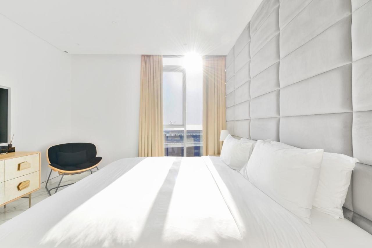 Luxe 3 Bedroom Oceanfront In The Heart Of Bluewaters Island Apartment Dubai