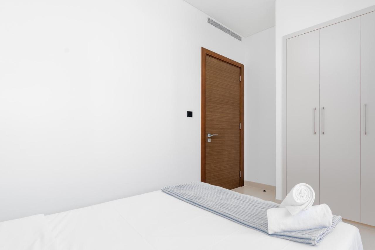 White Sage - Elegant With Unobstructed Views Dubai