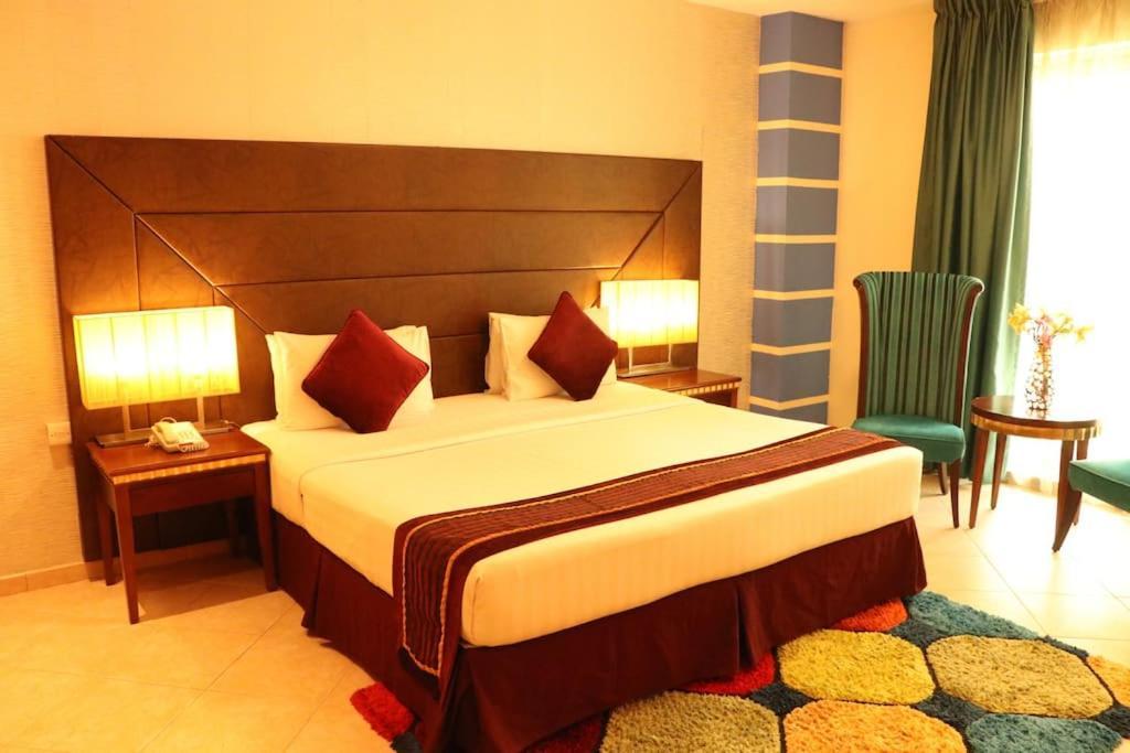 Al Manar Grand Aparthotel