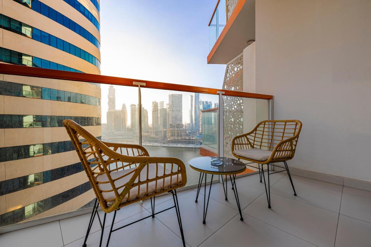 Unlock Waters Edge Apartment