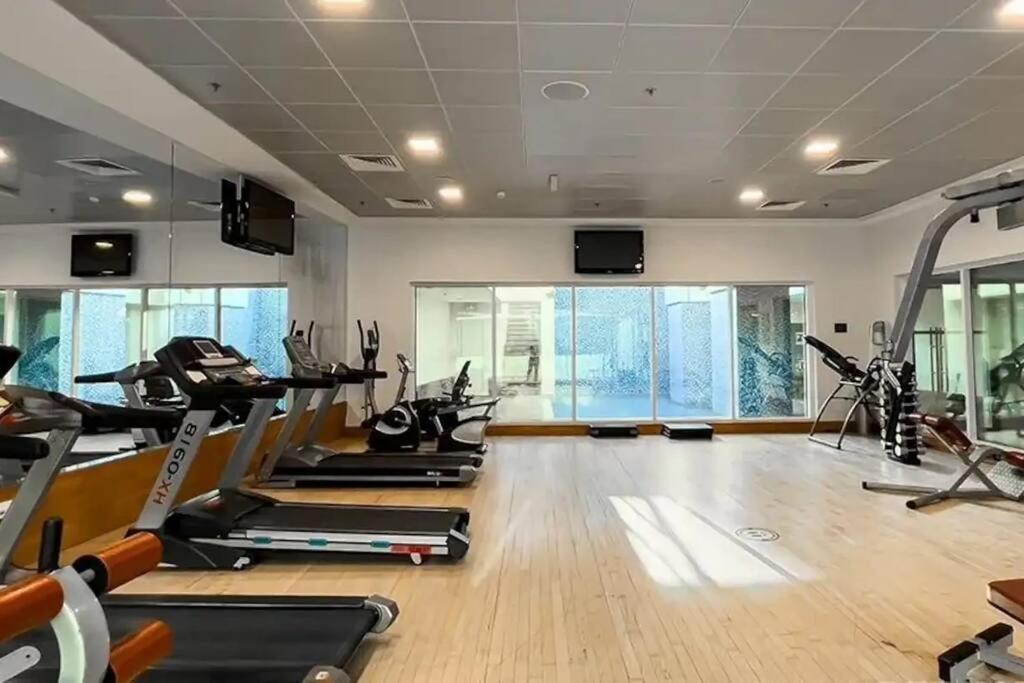 Apartment Brand New Marina Opal Huge 1br Dubai