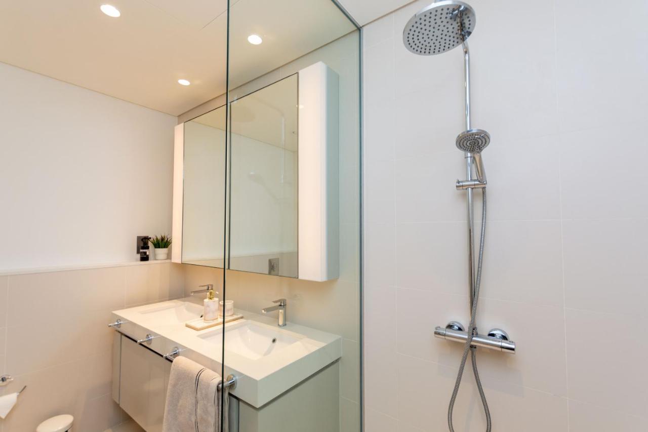 Apartment Vayk - Stunning Two Bedroom With Private Access