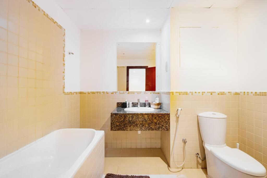 Leen Homes-jbr -spacious 4 Bedroom Dubai