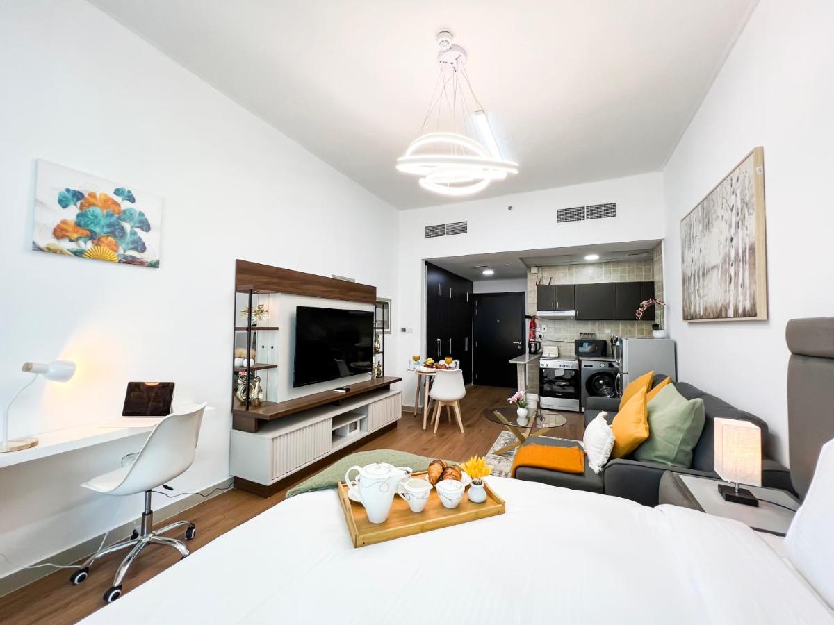 Luxury Close To Jbr Beach&yacht Club&metro-available Airport Shuttle Apartment