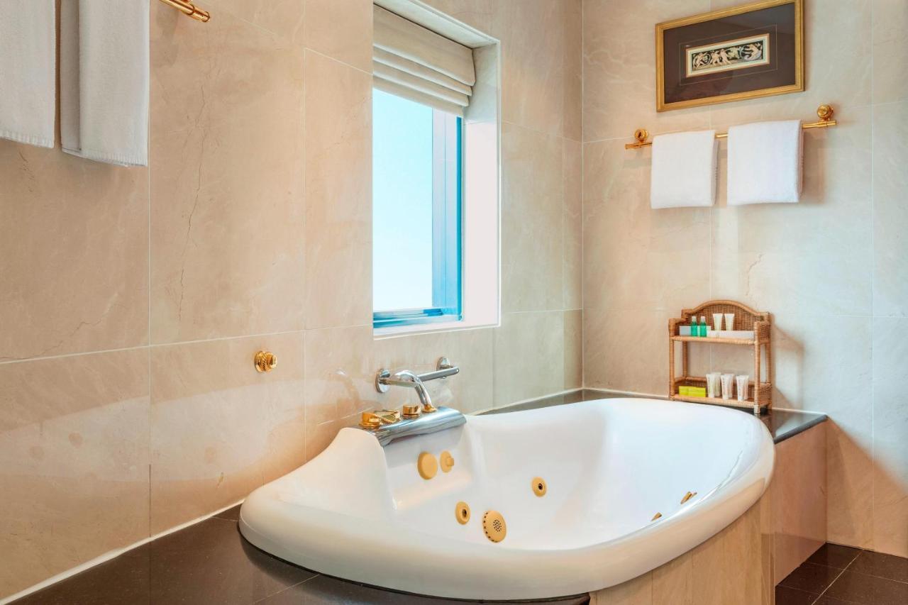 Le Meridien Fairway 4* Dubai