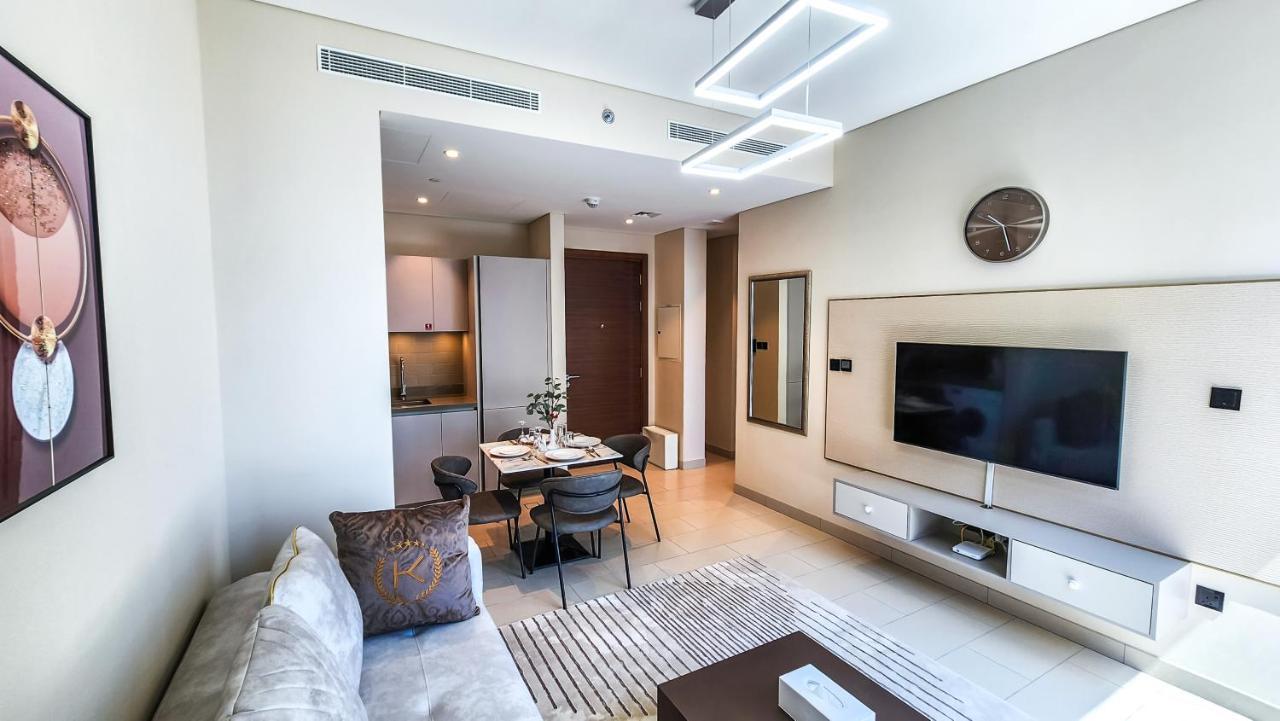 By Latinem Luxury 1br Cvr A2803 Near Burj Khalifa Apartment Dubai