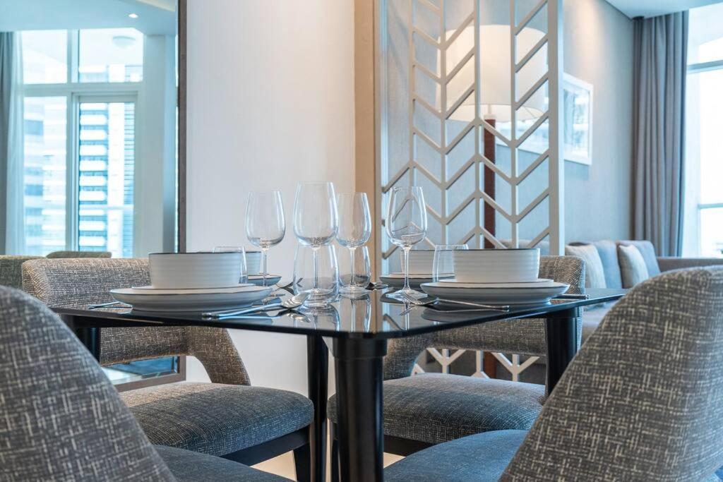 Sophisticated Business Bay Canal View By Suiteable