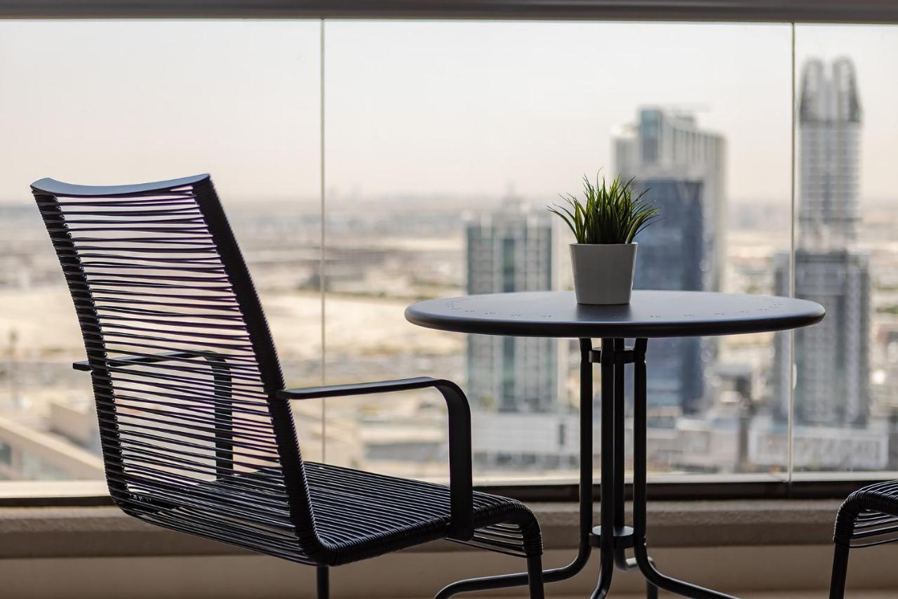 Beautiful In Elite Downtown Apartment Dubai
