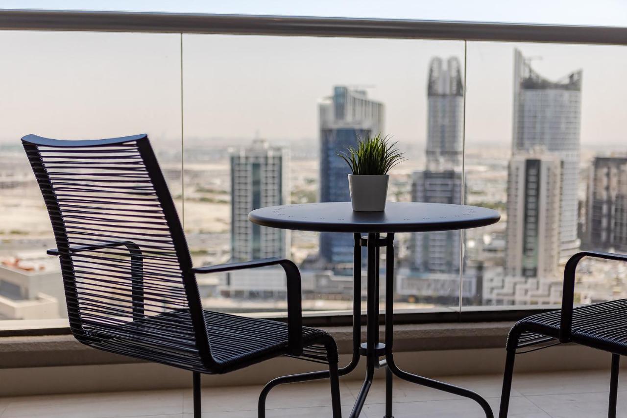 Beautiful In Elite Downtown Apartment