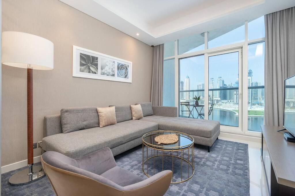 Sophisticated Business Bay Canal View By Suiteable * Dubai