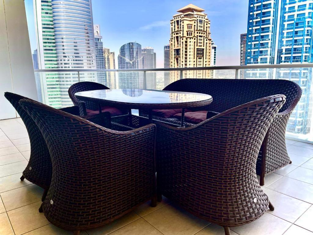 Higuests - Superb Views From 2br In Jlt *