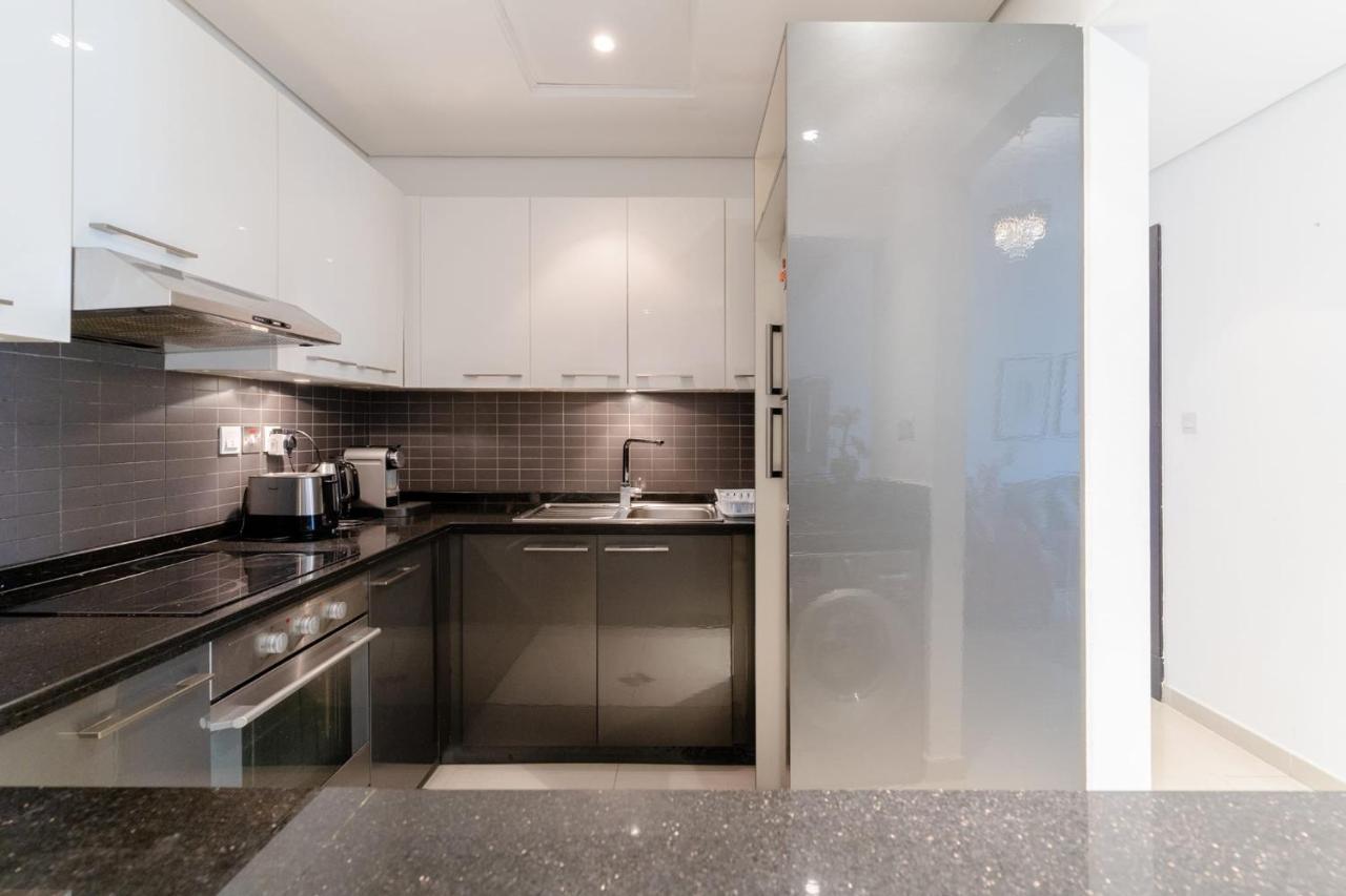 Luxfolio Retreats - Sweeping Marina View Apartment *