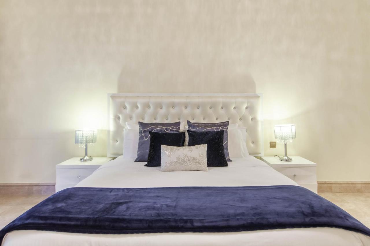 Bespoke Holiday Homes - Palm Jumeirah- 1 Bedroom Fairmont North Residence * Dubai