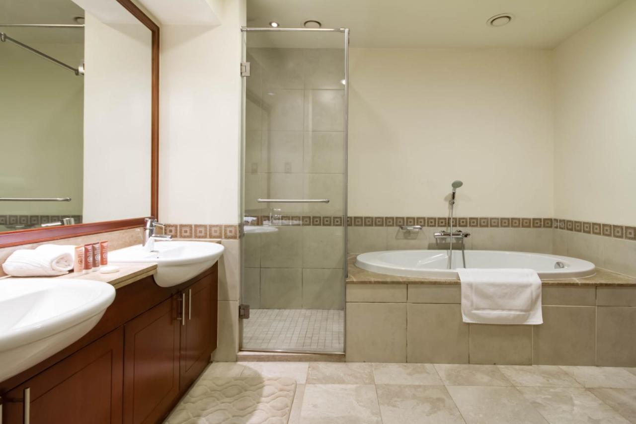 Bespoke Holiday Homes - Palm Jumeirah- 1 Bedroom Fairmont North Residence * Dubai