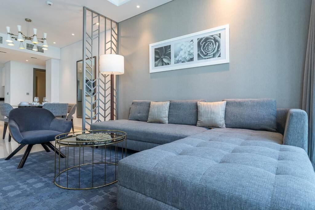 Sophisticated Business Bay Canal View By Suiteable