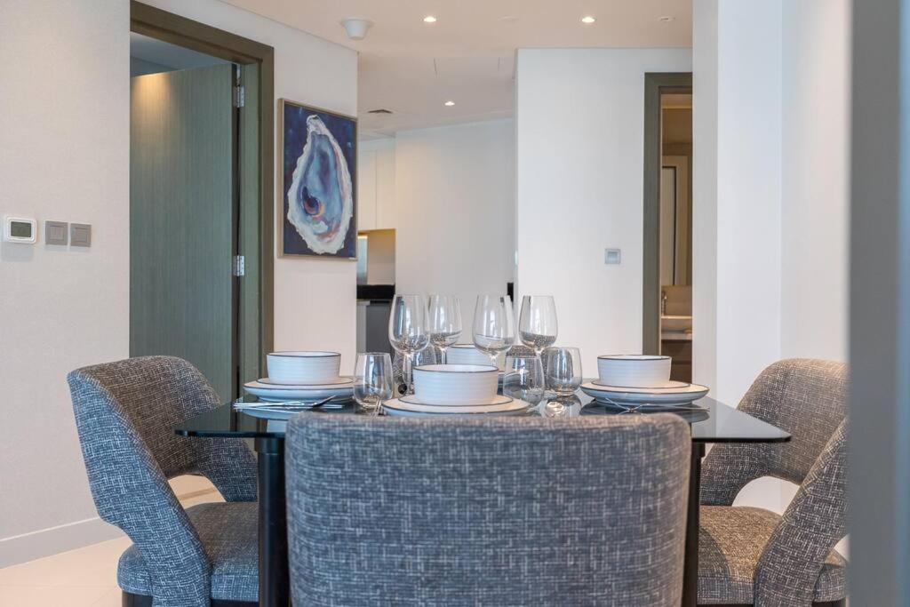 Sophisticated Business Bay Canal View By Suiteable * Dubai
