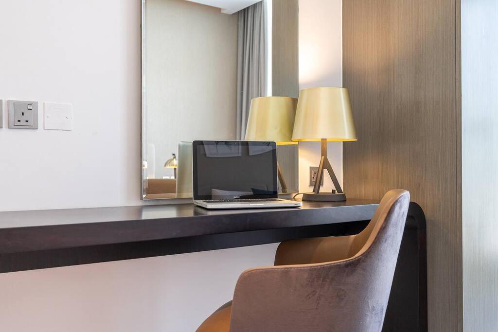 Apartment Sophisticated Business Bay Canal View By Suiteable Dubai
