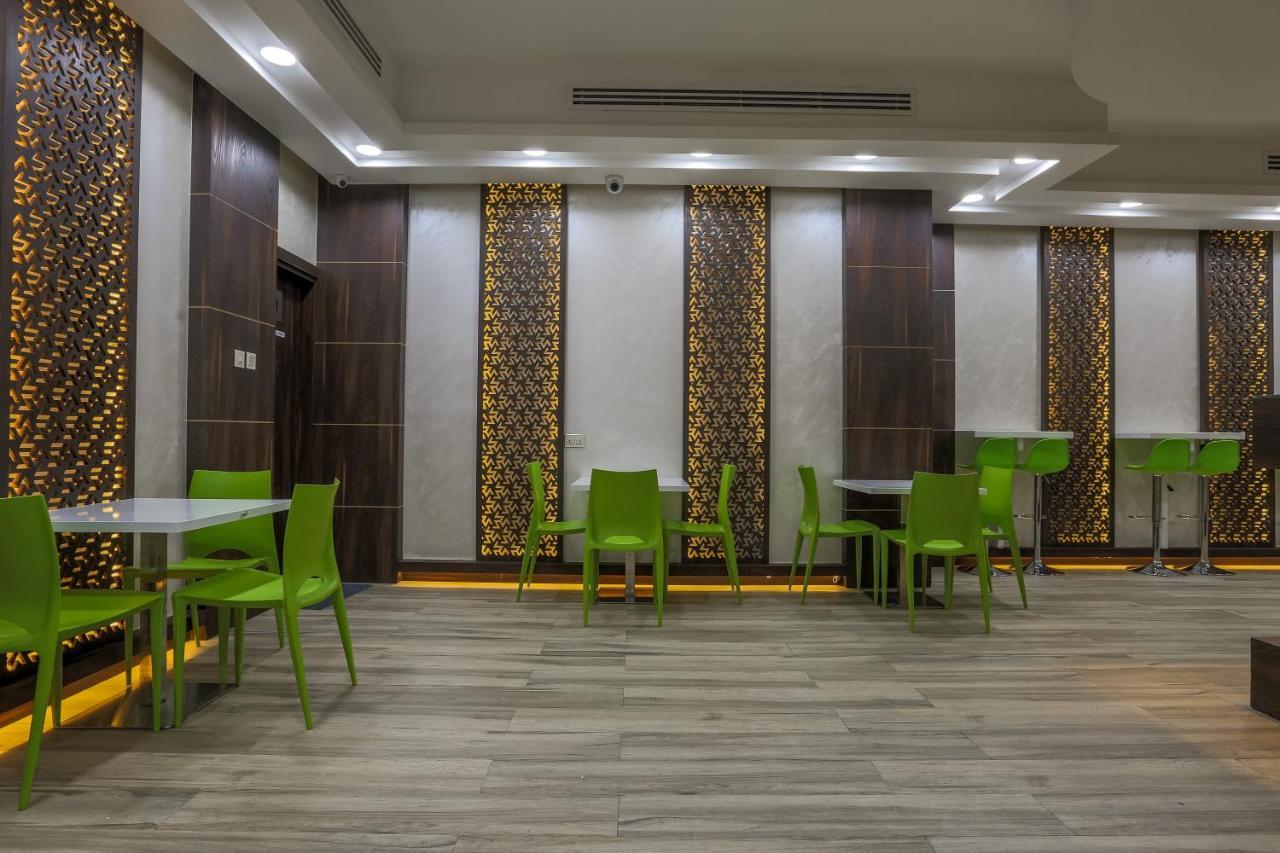 24 Gold Hotel Dubai