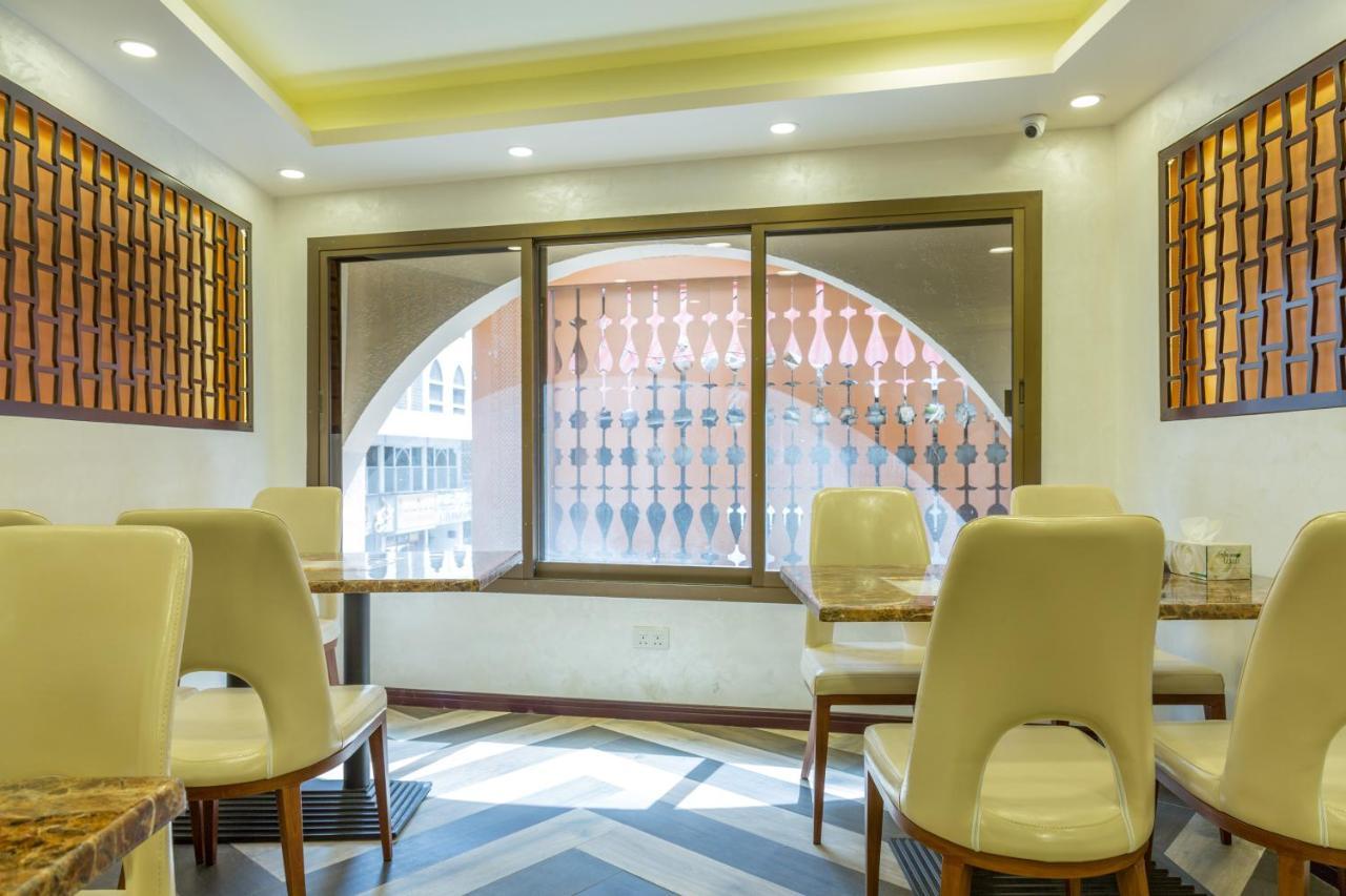 24 Gold Hotel 2*