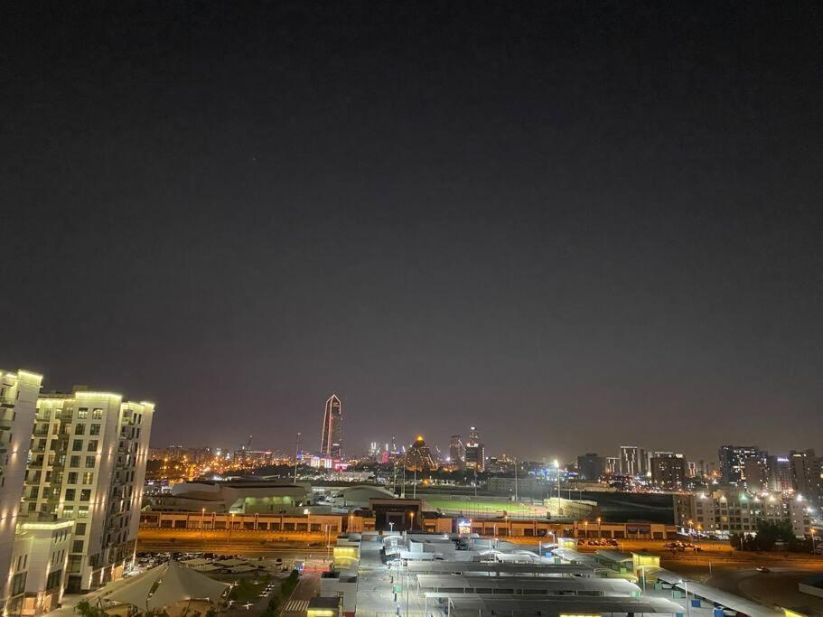 Downtown 7 Minutes Away From Burj Khalifa