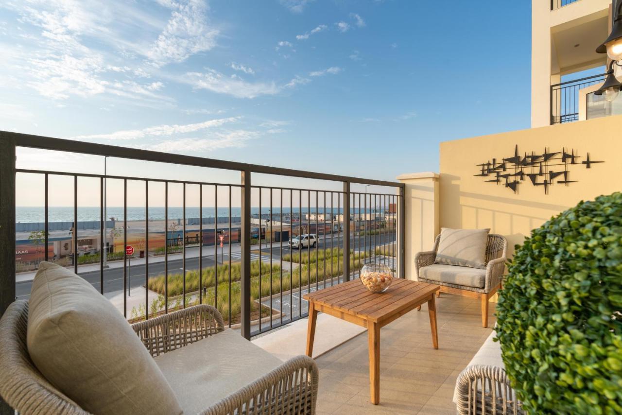 Apartment Ultimate With Big Terrace, Amazing Sunset, Perfect For 4 People *