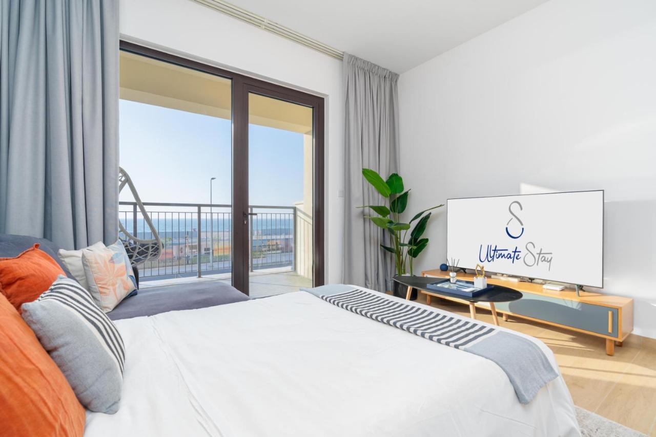 Apartment Ultimate With Big Terrace, Amazing Sunset, Perfect For 4 People