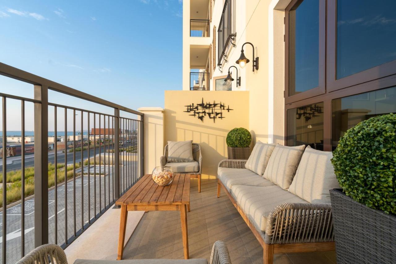 Apartment Ultimate With Big Terrace, Amazing Sunset, Perfect For 4 People