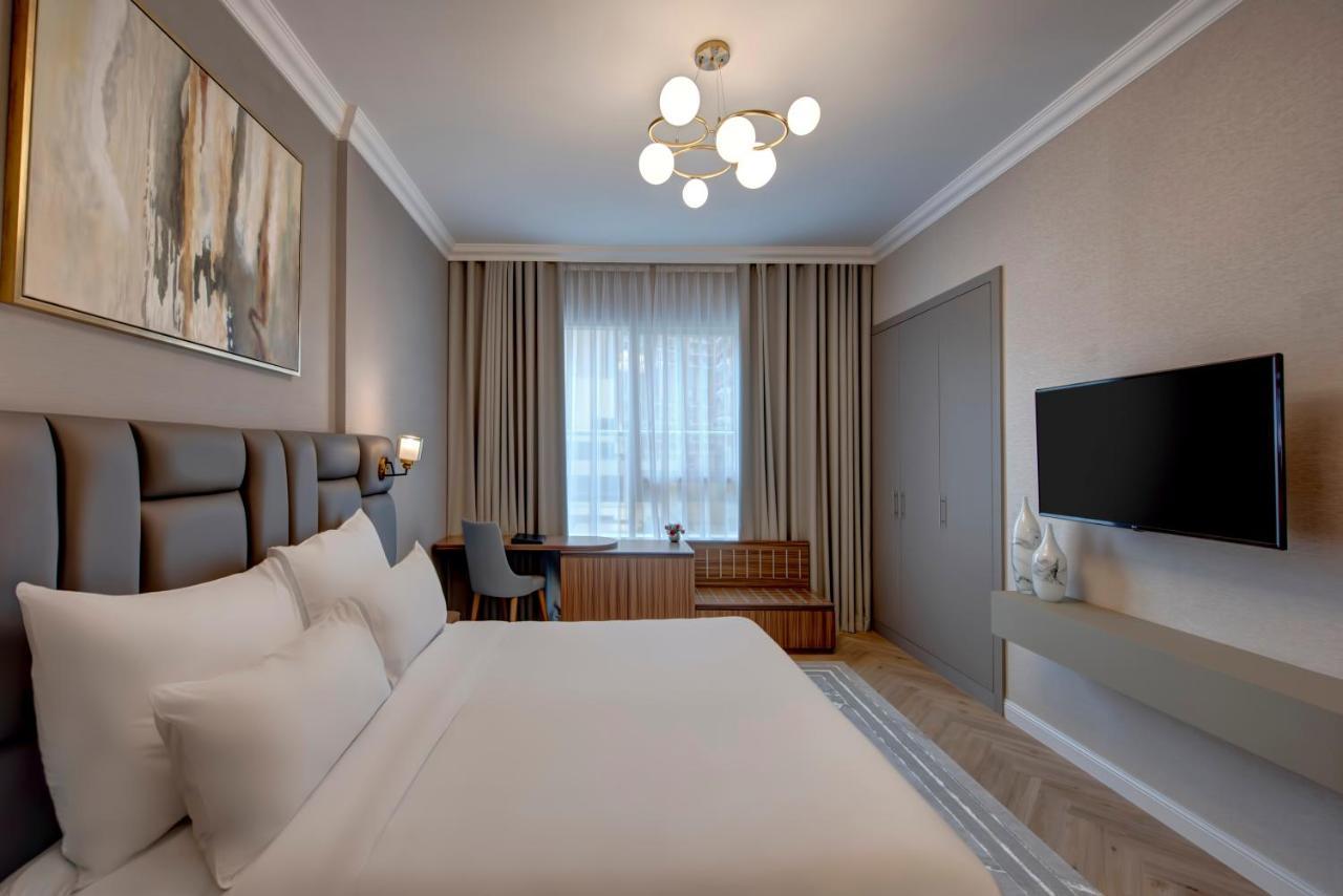 Aparthotel Royal Regency Marina 3*