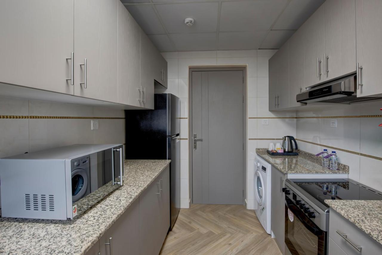 Aparthotel Royal Regency Marina 3*