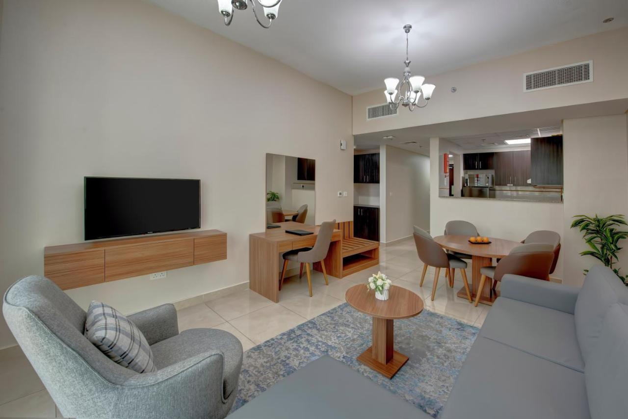 Royal Regency Marina Aparthotel