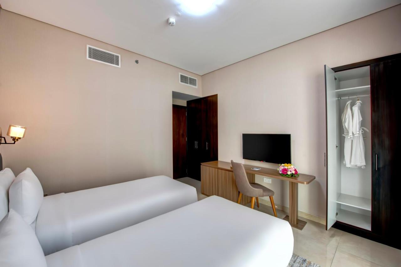 Royal Regency Marina Aparthotel Dubai