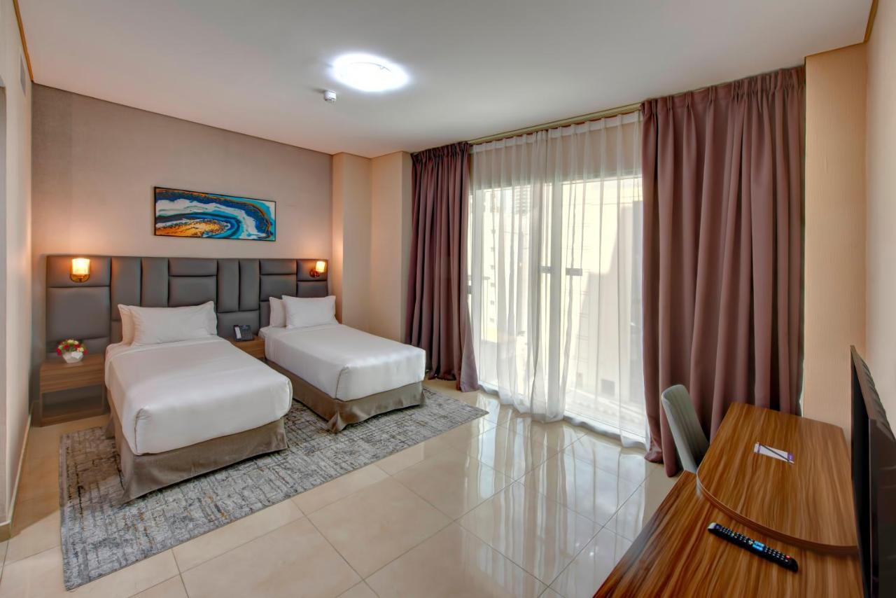 Royal Regency Marina Aparthotel