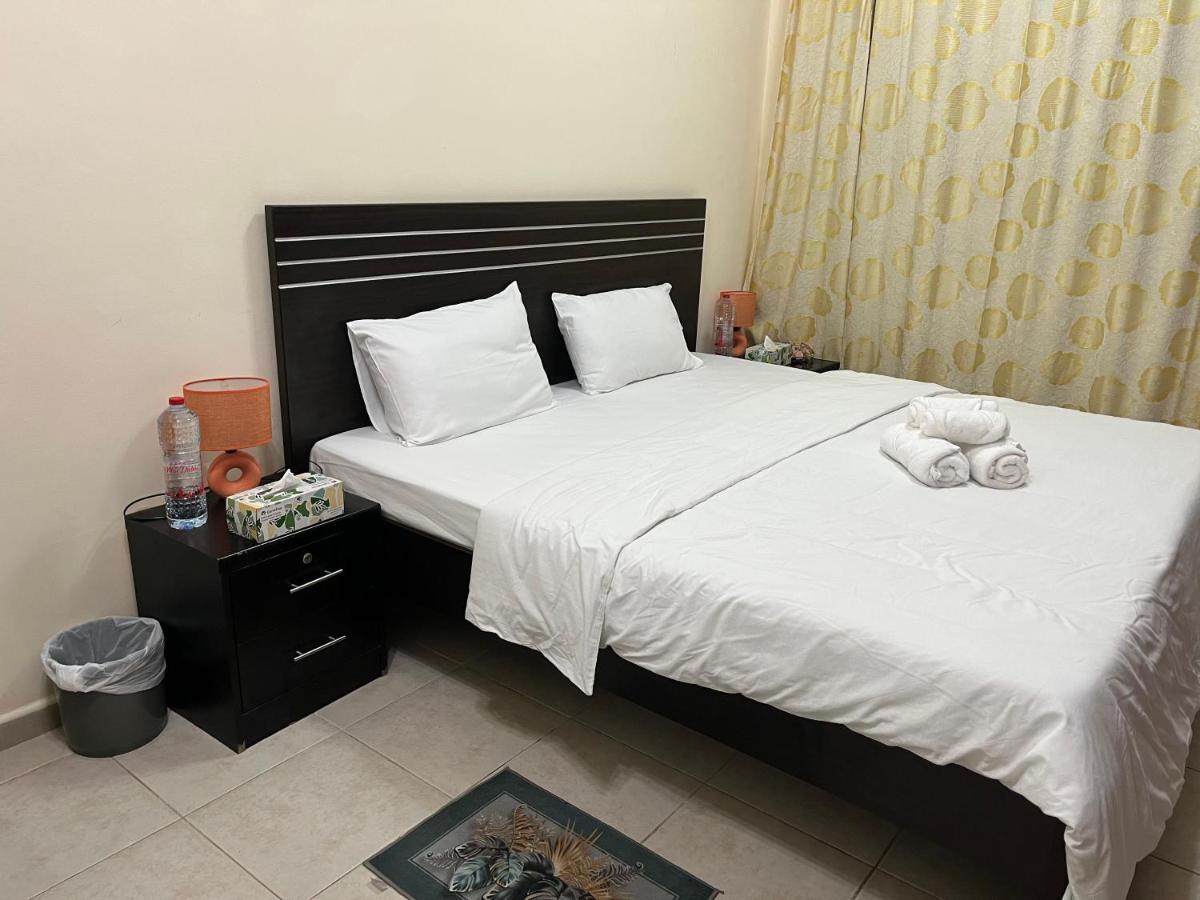 Apartment Master Attached Bathroom Dubai