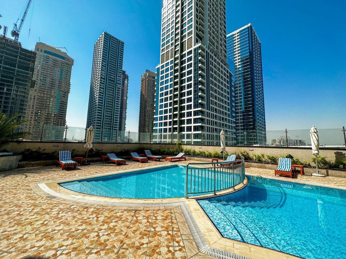Higuests - Superb Views From 2br In Jlt Apartment