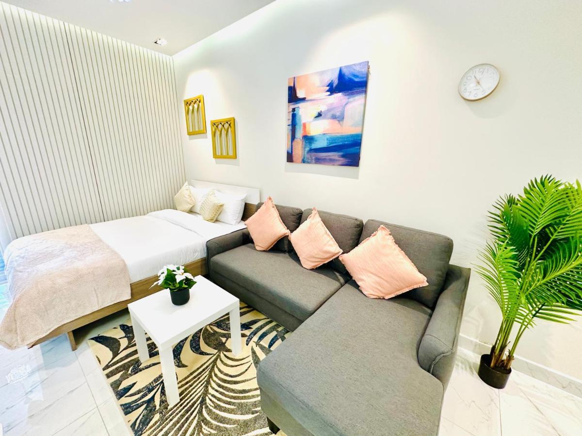 Diamond Plaza - 1br In Marina *