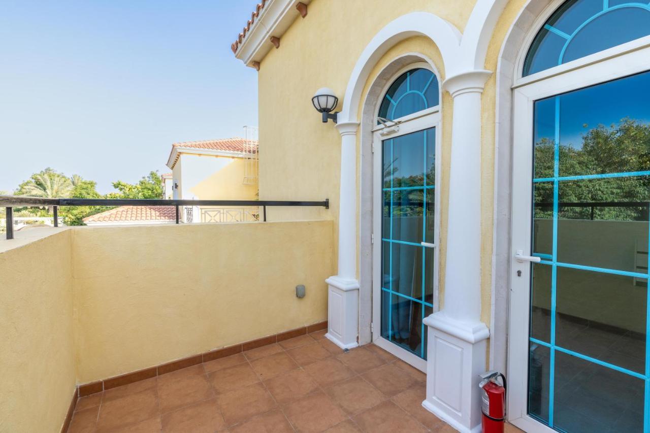 Apartment 6 Plus 1 Bdr Jumeirah Park With Amz Climatized Huge Private Pool - 5 Min From Jbr Beach