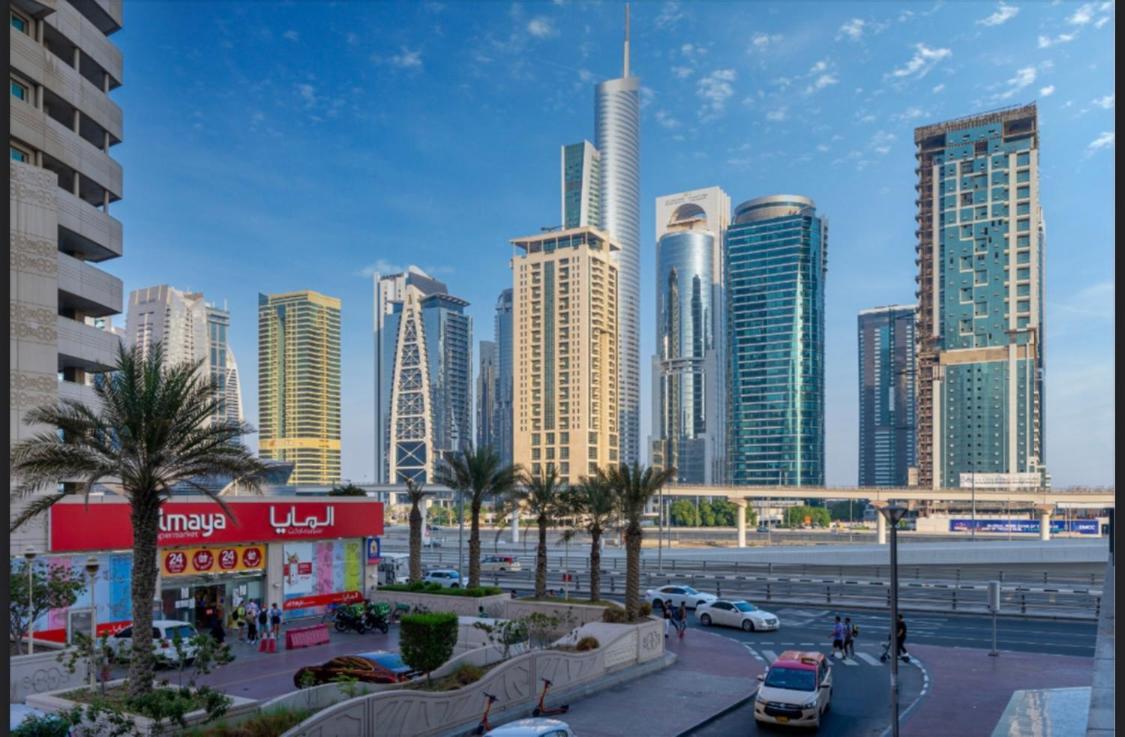 Al Zarooni * Dubai
