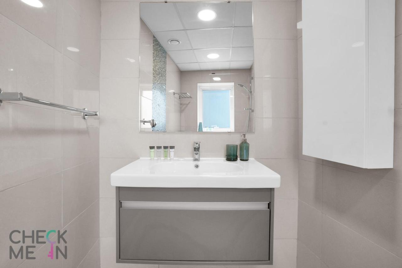 Apartment Luxury 2br With Breath-taking Marina Views