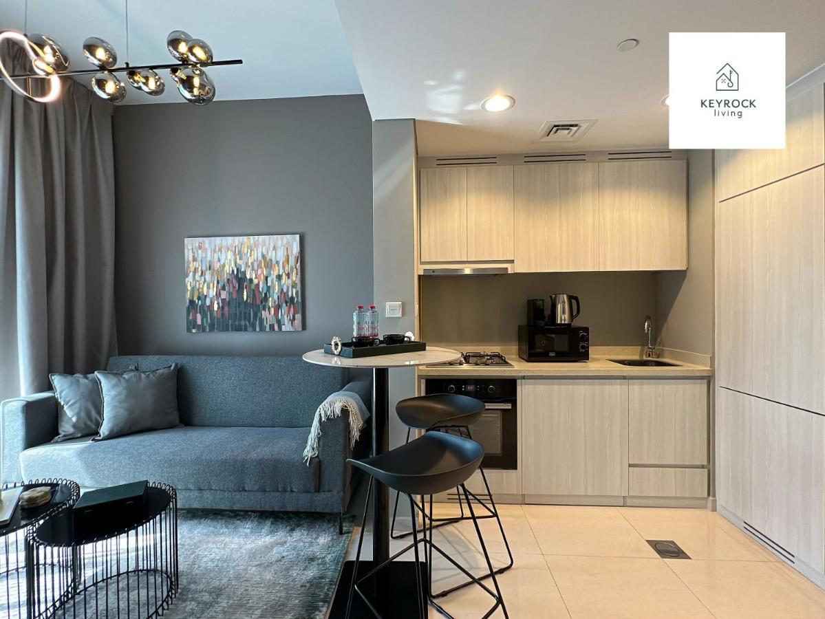 Keyrock Living - 1 Bedroom - Business Bay - Near Metro Station - Zada Tower * Dubai