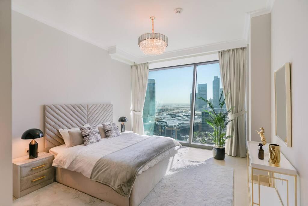 Larbi Breathtaking Burj Khalifa & Fountain Luxurious 1br Apartment Dubai