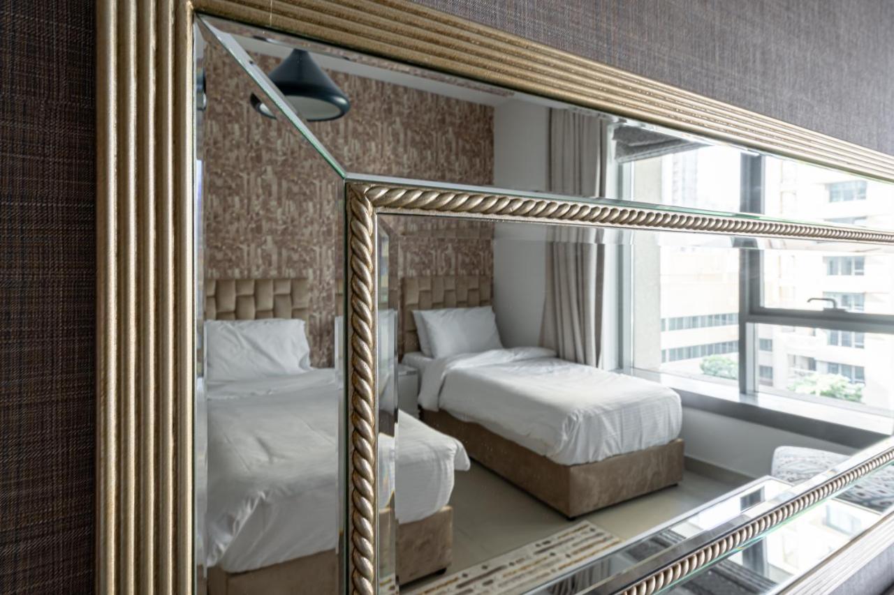 Bellavista - 2 Bedroom 29 Boulevard Downtown Burj Khalifa Partial Fountain Views Apartment