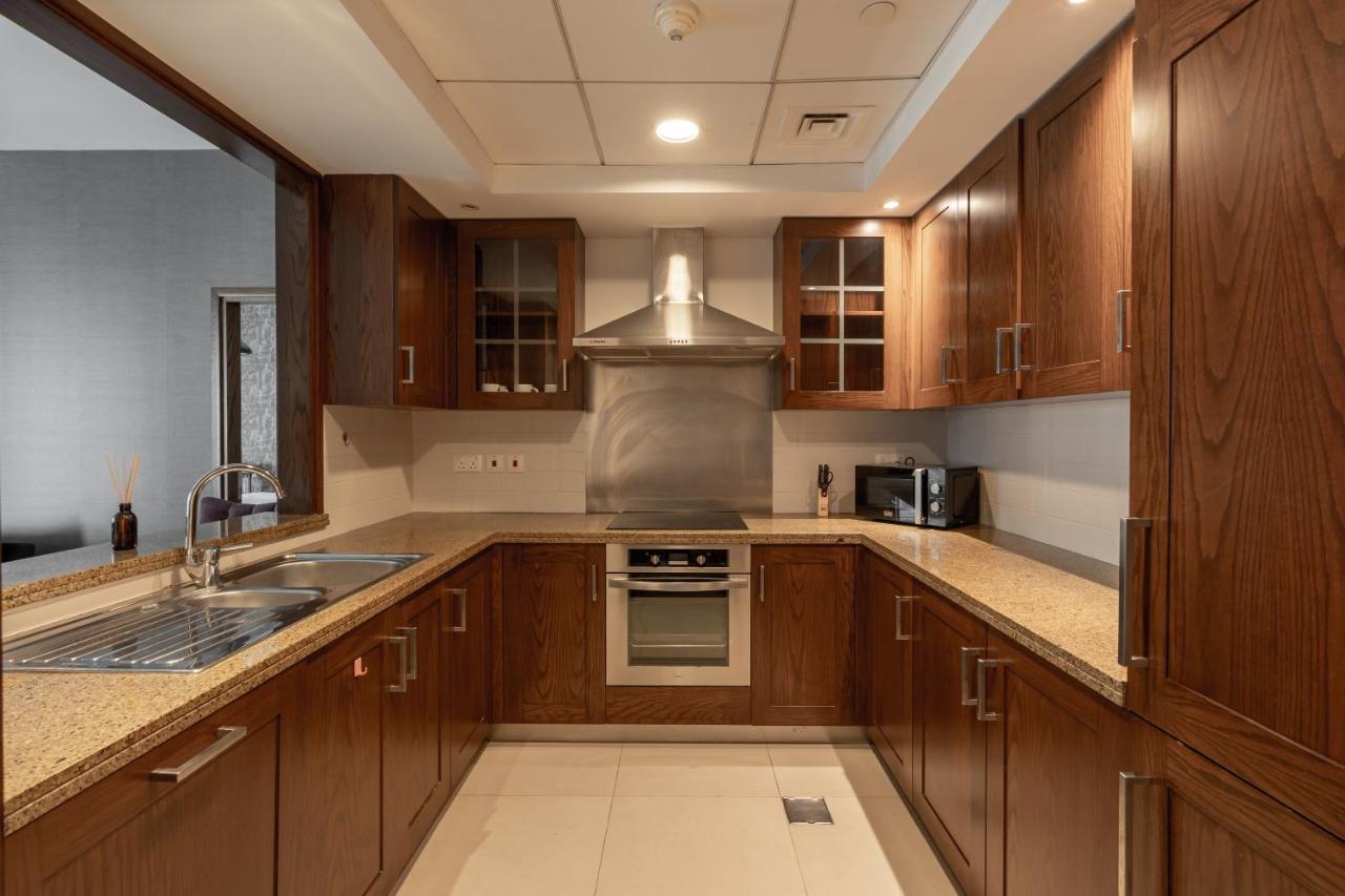 Apartment Bellavista - 2 Bedroom 29 Boulevard Downtown Burj Khalifa Partial Fountain Views Dubai